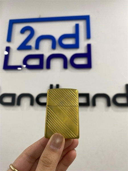 Zippo Vân Sọc Xéo 01/1997 - Màu vàng - Ngoại hình 97% - Body
