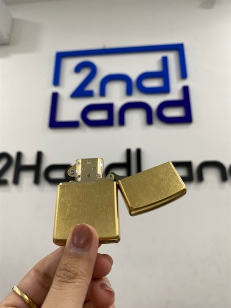 Zippo vân xước sọc 05/2015 - Màu vàng - Ngoại hình 98% - Body 2