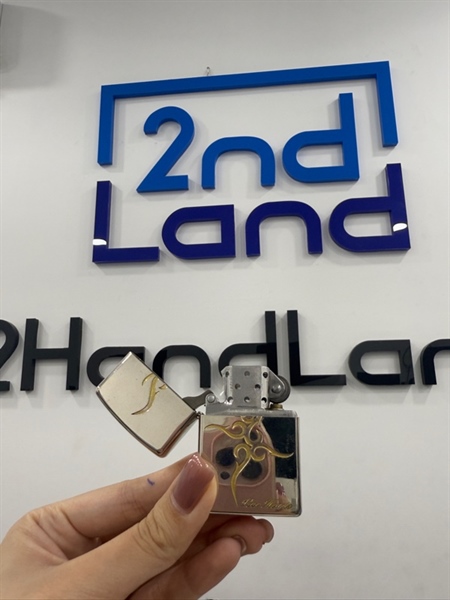 Zippo VineHeart 10/2011 - Màu bạc - Ngoại hình 97% - Body 1