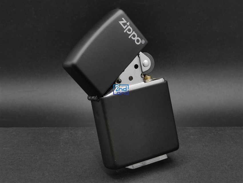 Bật lửa Zippo cũ 6