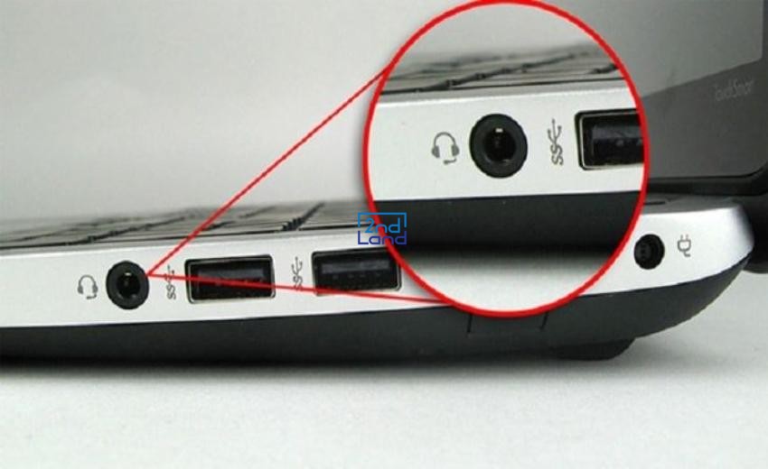 Các loại cổng kết nối trên laptop 26