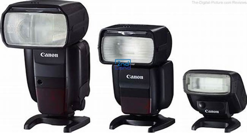 Đèn flash máy ảnh cũ