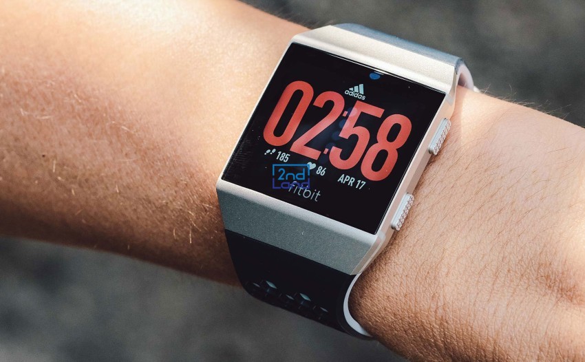 Tính năng đồng hồ Fitbit cũ tương đương đồng hồ mới
