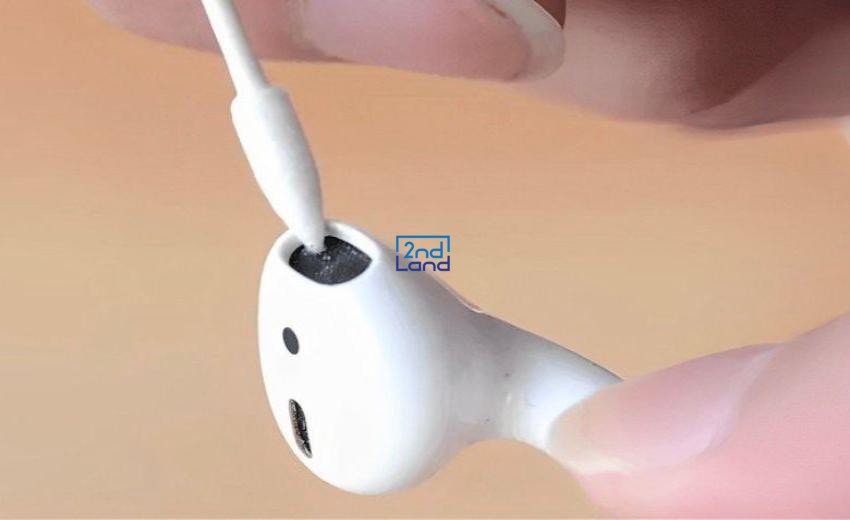 Lỗi thường gặp ở airpods cũ 38