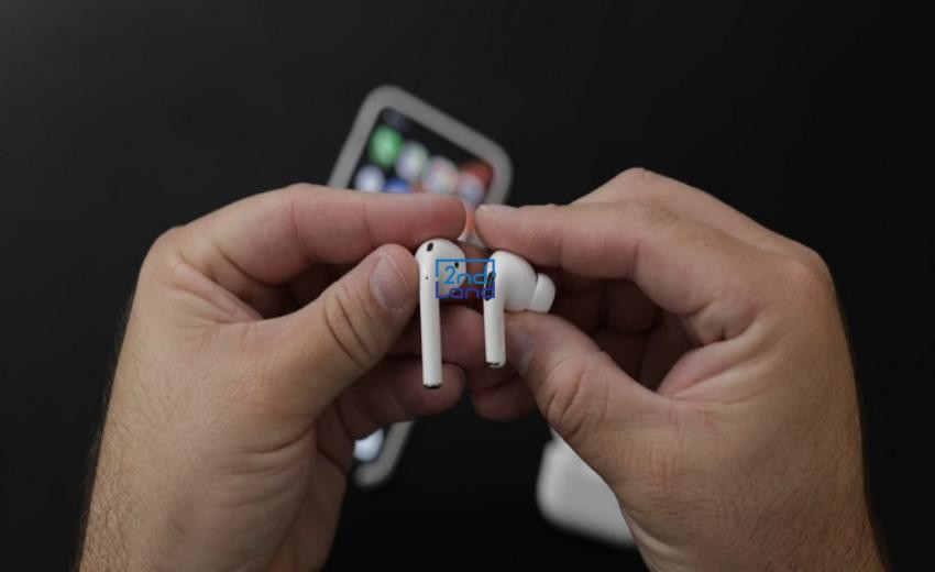 Lỗi thường gặp ở airpods cũ 12