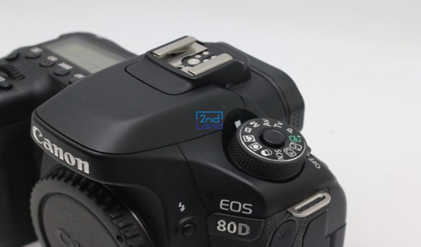 Máy ảnh Canon EOS 80D cũ 16