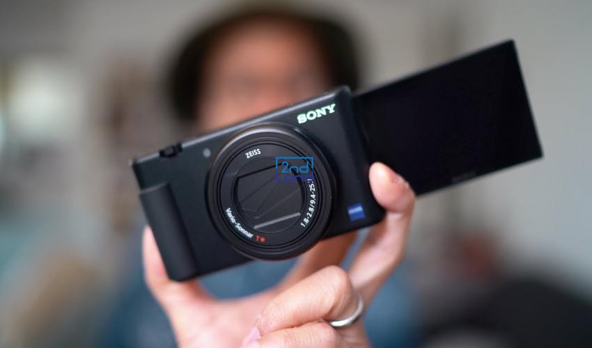 Máy ảnh Sony cũ 1