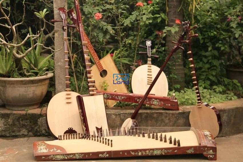 Nhạc cụ cũ 8