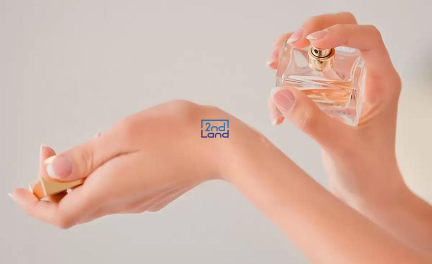 Nước hoa nào hợp mệnh 28