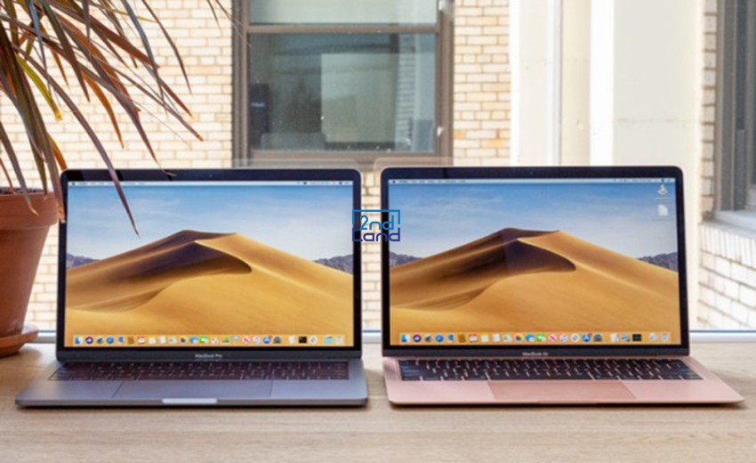 So sánh macbook và laptop windows 16